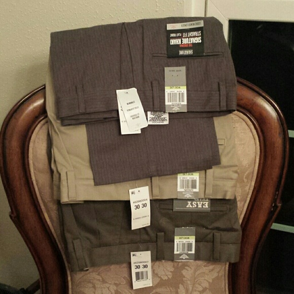Dockers Men's slacks bundle of three - Picture 7 of 9